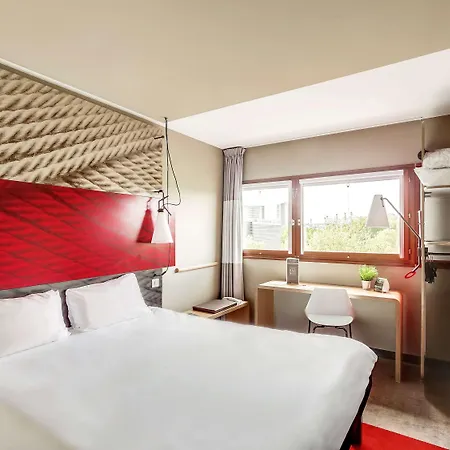 Hotel Ibis Bercy Village Paris