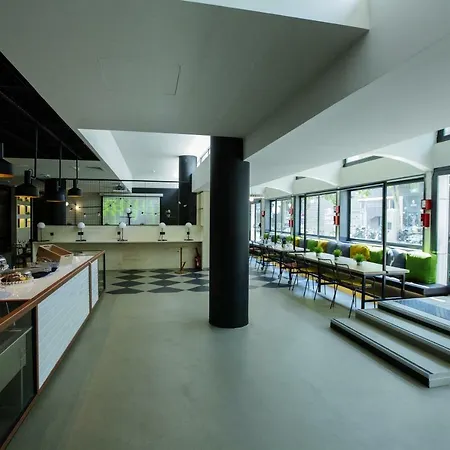 Hotel Ibis Bercy Village 3*
