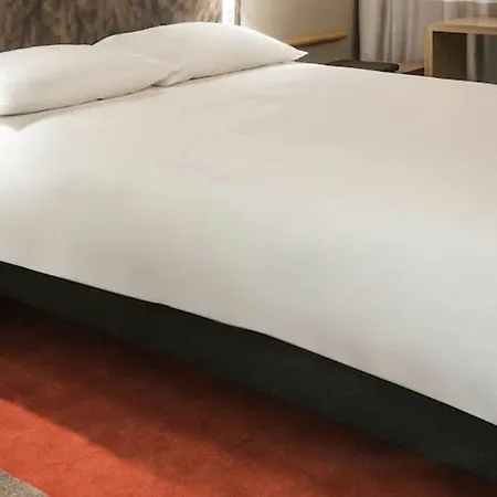 Ibis Bercy Village מלון 3*