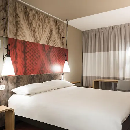 Ibis Bercy Village 12ème Hotel