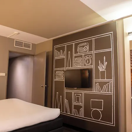 Ibis Bercy Village Hotel 3*