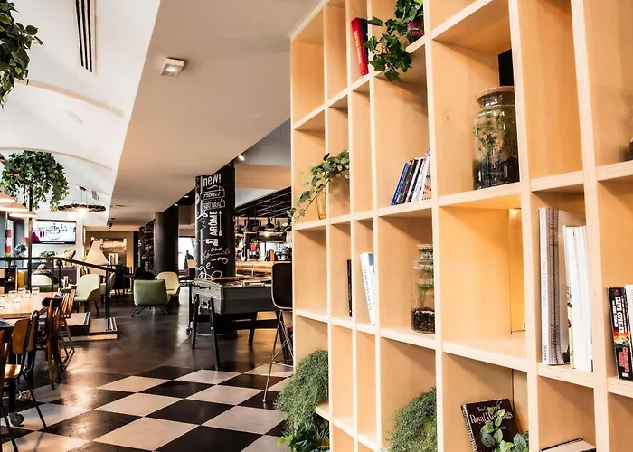 Hotel Ibis Bercy Village 3*