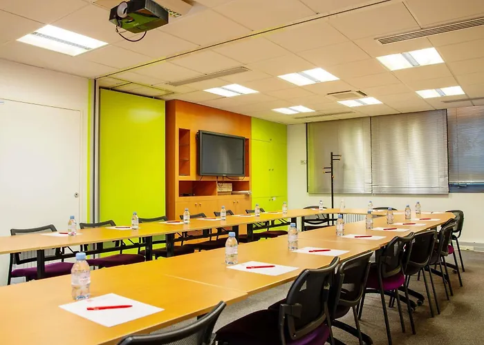 Ibis Bercy Village 3*